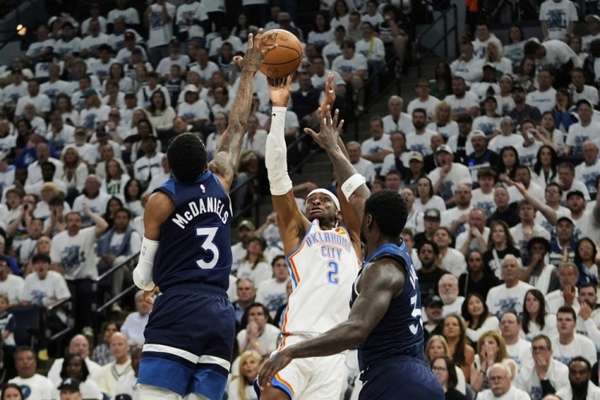 NBA西决风云：森林狼主场屠雷霆创纪录 系列赛悬念重燃