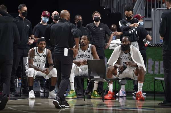 欧文深度剖析NBA商业本质:竞争不损兄弟情谊 共筑联盟商业帝国