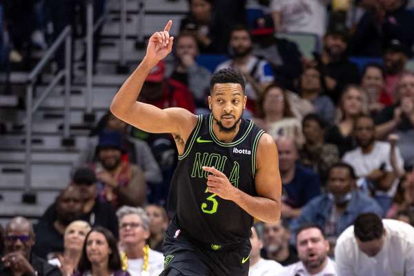 麦科勒姆回忆交易时刻：杜马斯来电成为生涯转折点信号